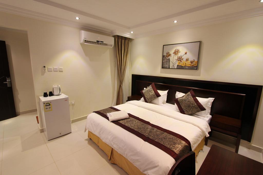 Taleen Alaqiq Hotel Apartments Riade Quarto foto